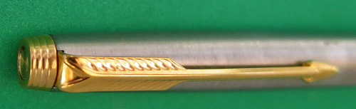 #5596: PARKER 75 FLIGHTER CAP ACTUATED BALLPOINT WITH GOLD PLATED TRIM