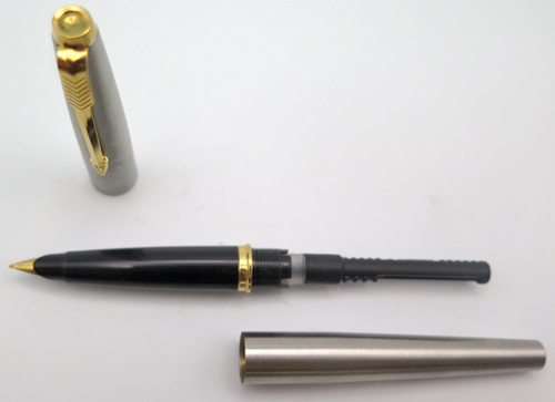 6400R: PARKER 45 FLIGHTER IN BOX WITH BROAD NIB AND GOLD PLATED TRIM