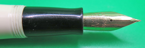 ITEM #6258: IVORY COLORED WATERMAN'S FRENCH MADE CHARLESTON FOUNTAIN PEN. NIB IS USA MADE WATERMAN'S 14K IDEAL FLEXIBLE NIB IN FINE. GOLD PLATED TRIM. PISTON FILLER. MID 1980s VINTAGE.
