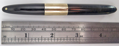 ITEM #6571: SHEAFER VAC FIL FOUNTIN PEN IN BLACK WITH INK VIEW PANEL. TRIUMPH 14 NIB IN BROAD. 