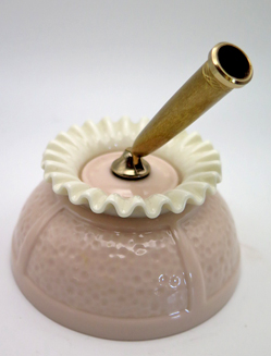 ITEM #6667: SHEAFFER LADY SKRIPSERT MOIRE GOLD DESK FOUNTAIN PEN WITH LENOX DESK BASE IN LIGHT PINK. NIB IS MEDIUM
