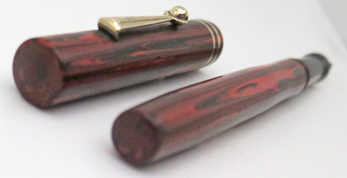 ITEM #6757: WAHL EVERSHARP FLEXIBLE FOUNTAIN PEN IN ROSEWOOD. 14K #2 "FLEXIBLE" NIB IN BROAD/MEDIUM. GOLED FILLED TRIM AND ROLLER CLIP WITH NO BRASSING.
