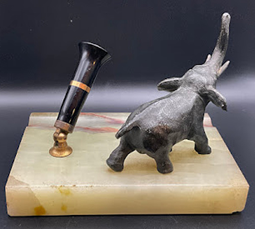 ITEM #6841: SHEAFFER MARBLE BASE WITH BRONZE ELEPHANT STATUE. DIMENSION OF BASE IS 5.5 x 4 x 4". BRASS SOCKET WITH BLACK PLASTIC PEN HOLDER + SINGLE BRASS BAND.
