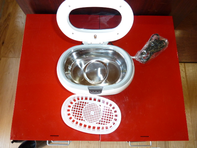 ULTRASONIC CLEANER